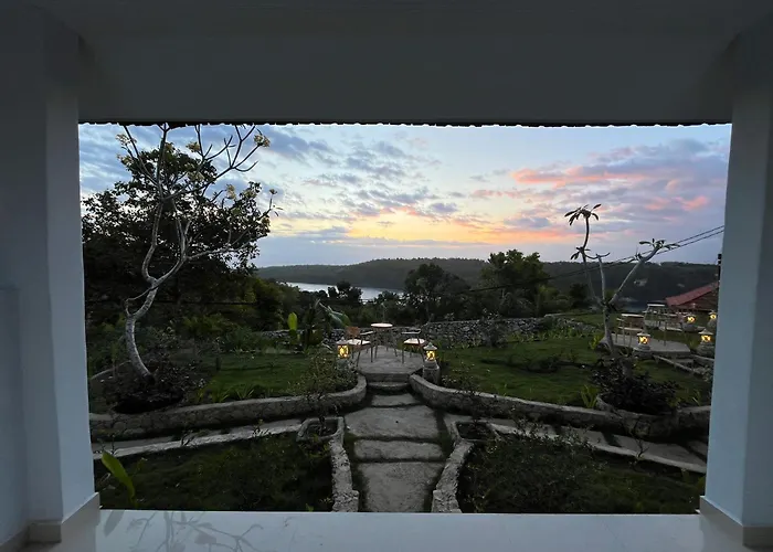 Gamat Sunset Cottage&resto Gasthof Toyapakeh